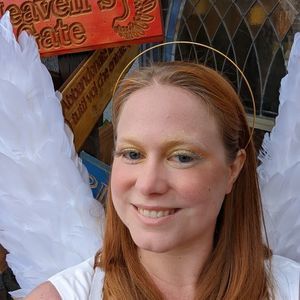 Meet your Posher, Olivia